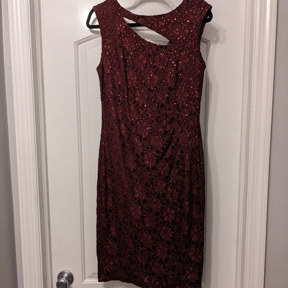 Burgundy formal midi dress sz 6